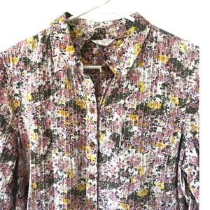 Caslon Floral Textured Button Up Shirt Size Medium Long Sleeve Cotton Pink Green